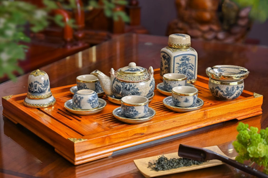 The Business Benefits of Investing in Tea Cups and Saucers in Bulk